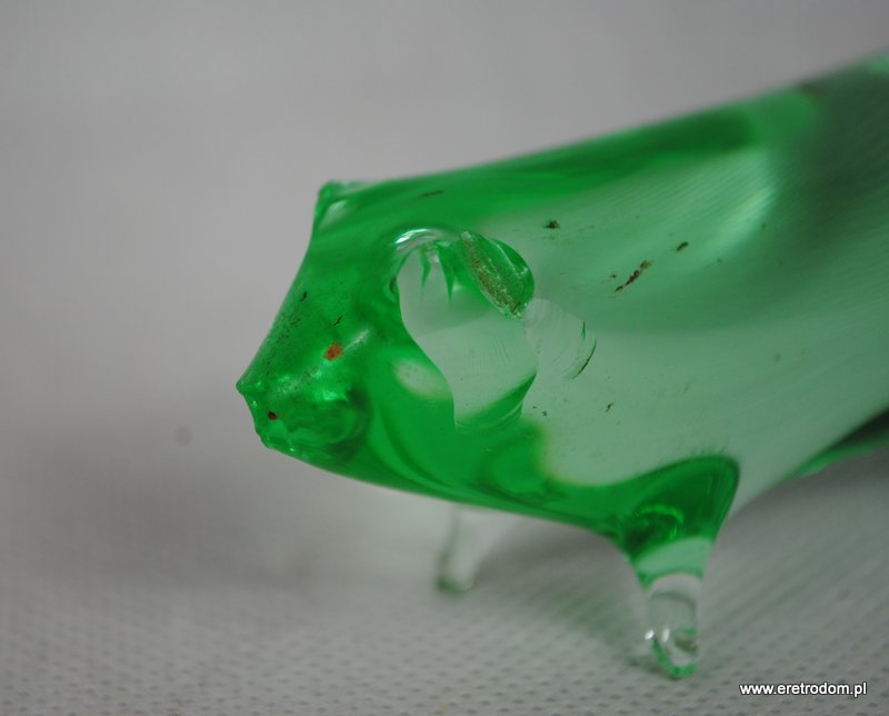 Figurka świnia świnka szkło uranowe