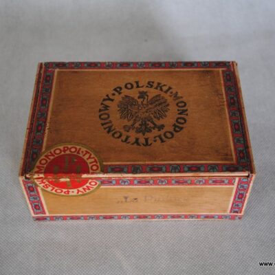 Polski Monopol Tytoniowy pudełko