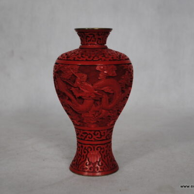 Laka wazon z motywem chińskim smok