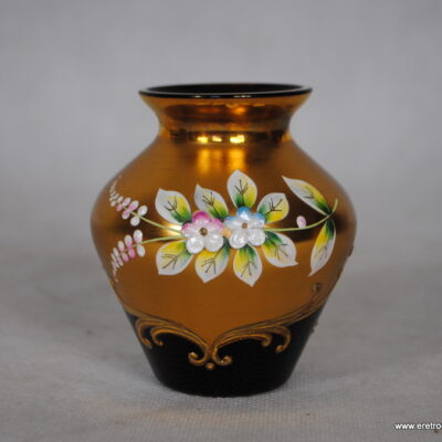 Bohemia szklany wazon plastyczne kwiatuszki