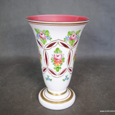 Bohemia wazon szkło dwuwarstwowe ręcznie malowany