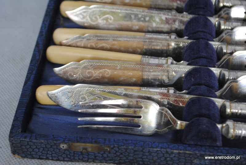 Zestaw sztućców nóż widelec 6+6