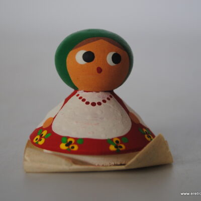 Cepelia lalka regionalna laleczka ludowa prl