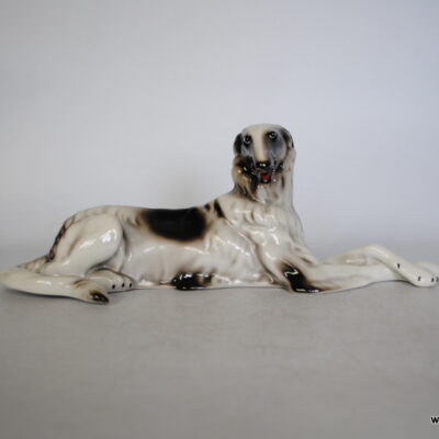 Wałbrzych chart figurka pies